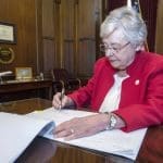 Federal judge blocks Alabama law that would make abortion a felony